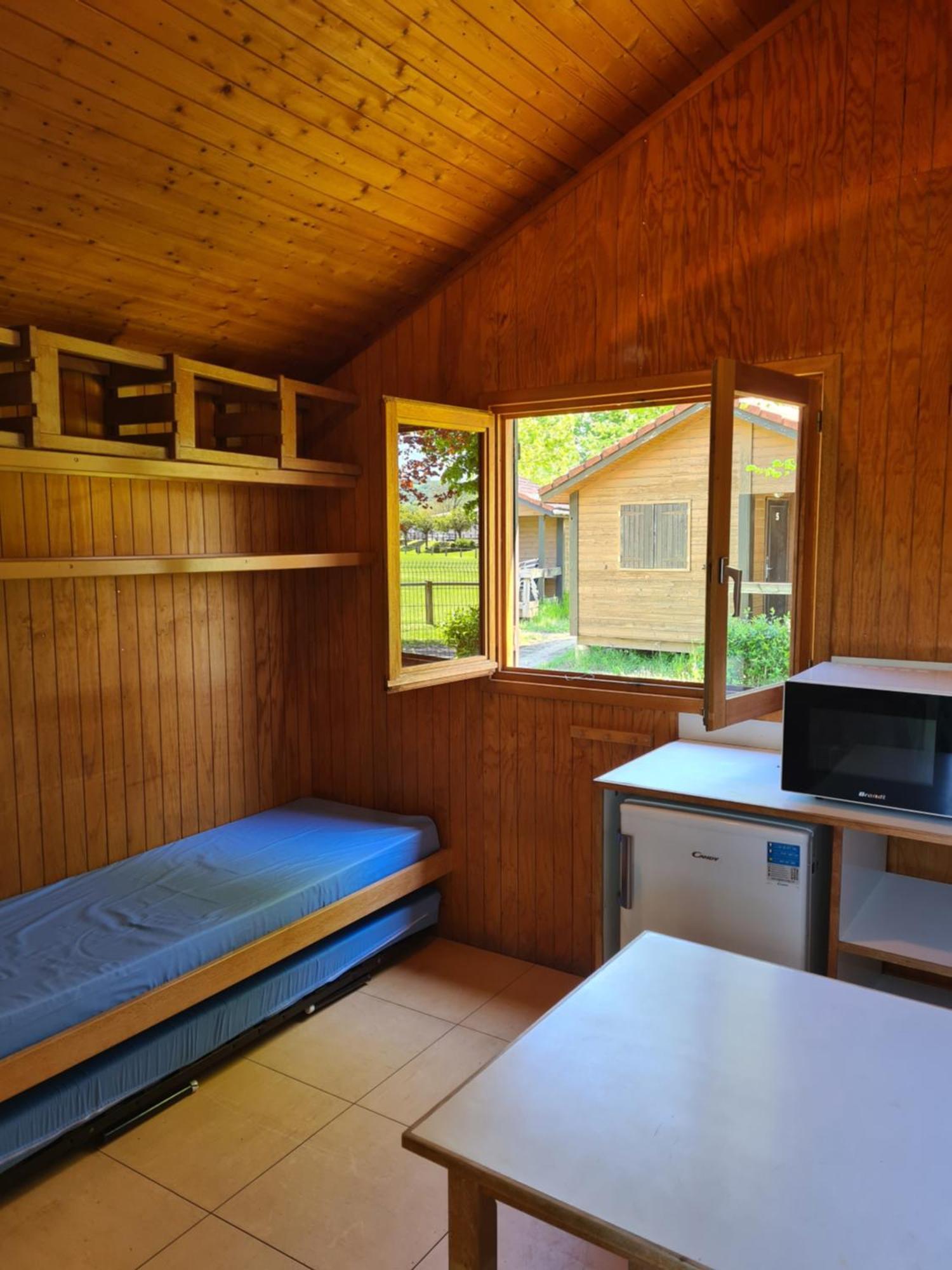 Les Chalets Guinguette Capdenac-Gare المظهر الخارجي الصورة